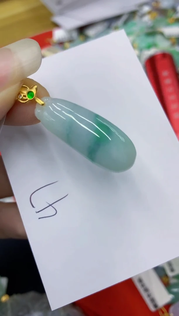 翡翠未镶嵌颈饰缅甸A货翡翠