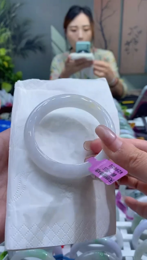 未镶嵌手镯翡翠000086394