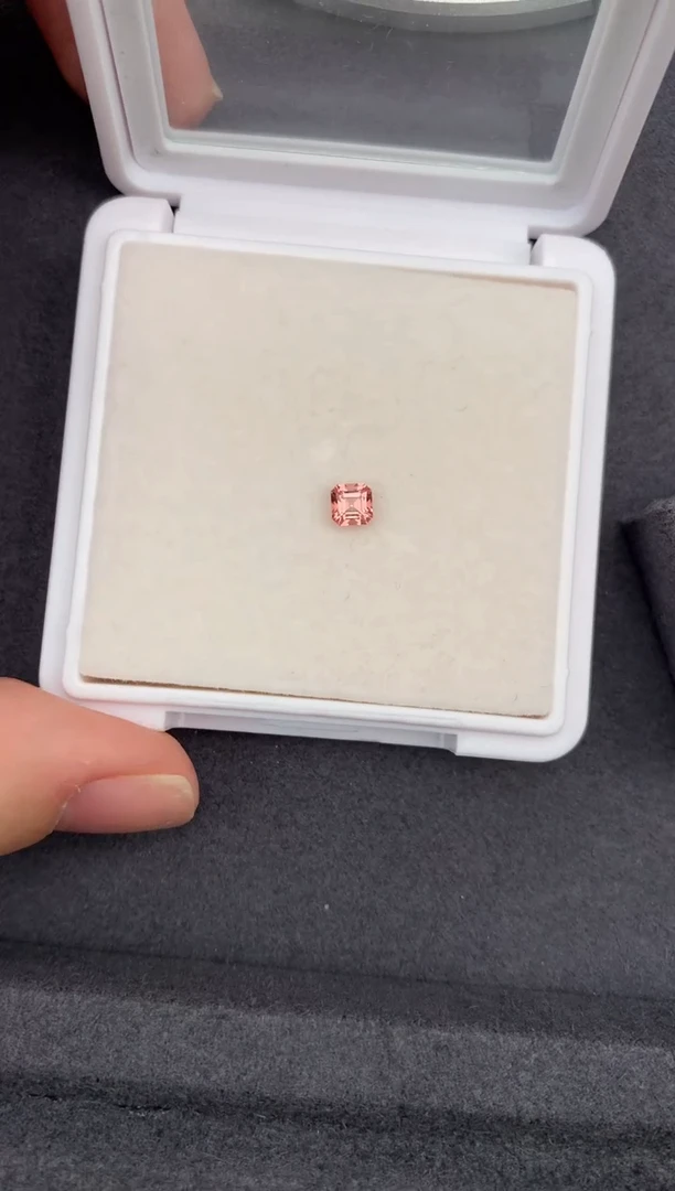 未镶嵌珠宝半成品碧玺0.45ct碧玺  GH  定制