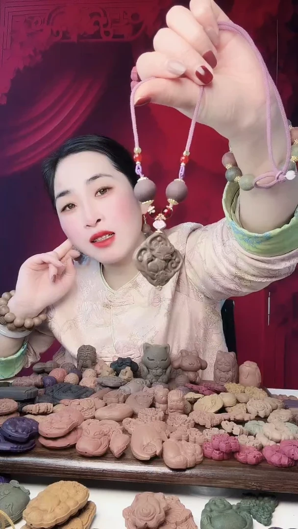 【闪购商品】泥塑宫廷御制2颗珠子+龙涎方牌凤九项链