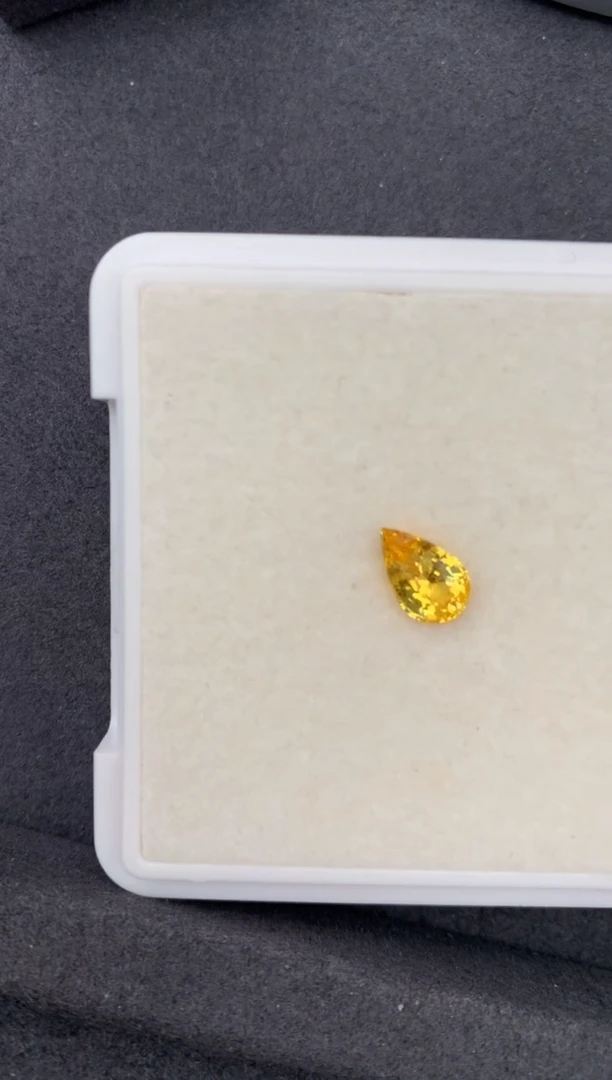 裸石彩色蓝宝石1.5ct黄蓝宝 FH 定制