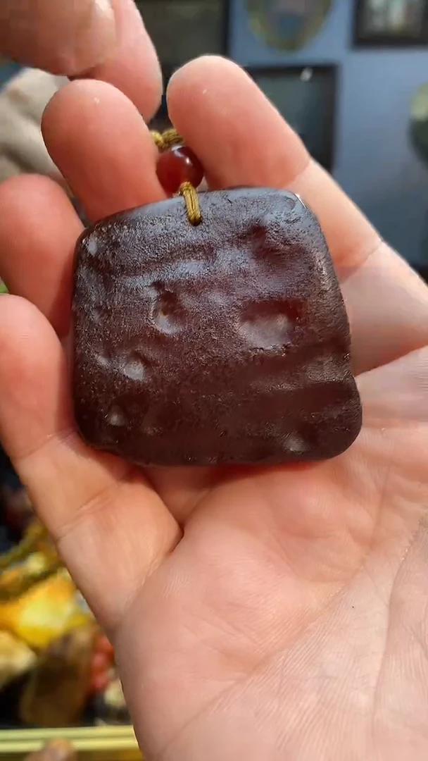 琥珀颈饰未镶嵌吊坠
