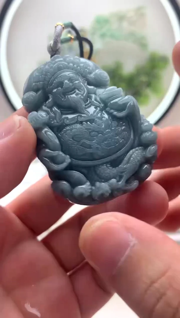 颈饰未镶嵌翡翠财神