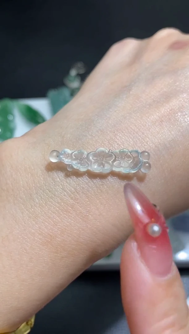 未镶嵌定制翡翠翡翠毛货~