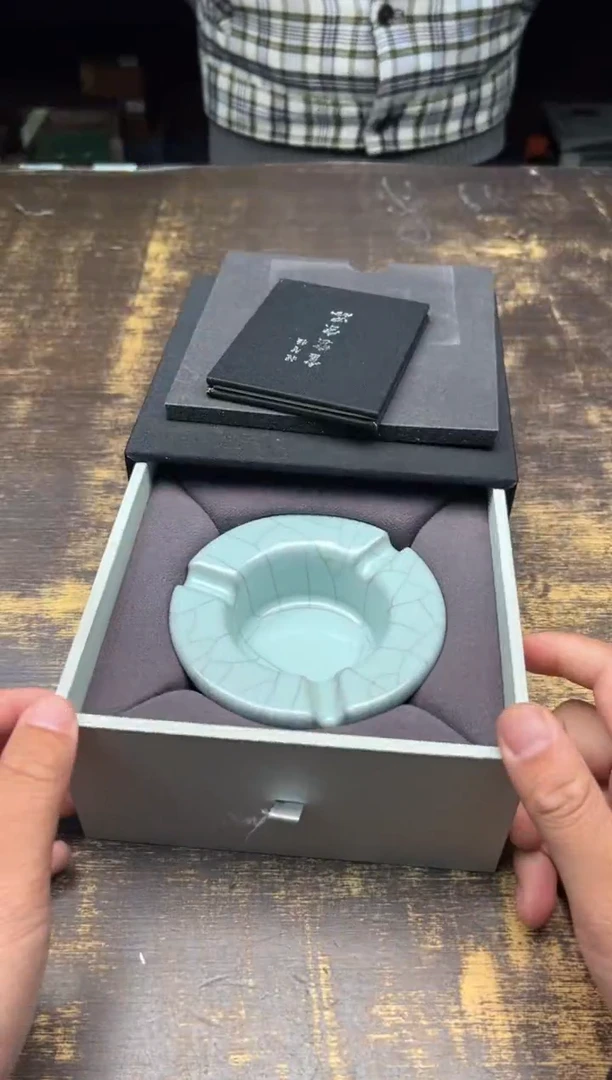 【闪购商品】/程智强天青烟灰缸