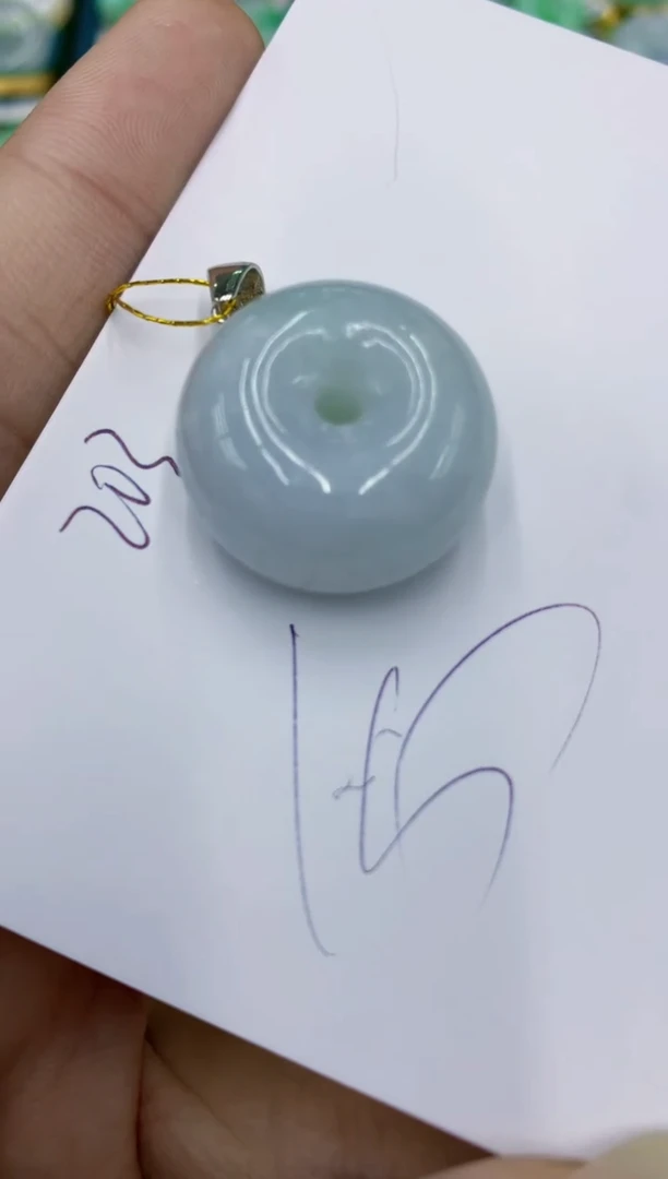 翡翠未镶嵌颈饰11111111111