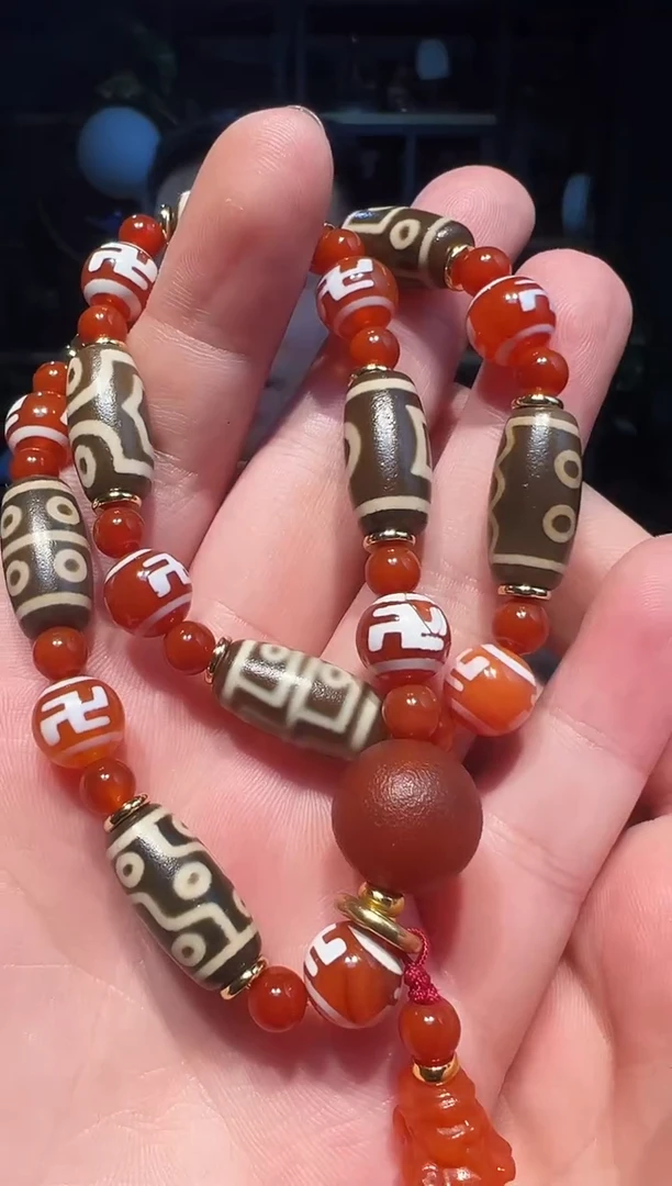 【闪购商品】玛瑙/玉髓手串未镶嵌手持