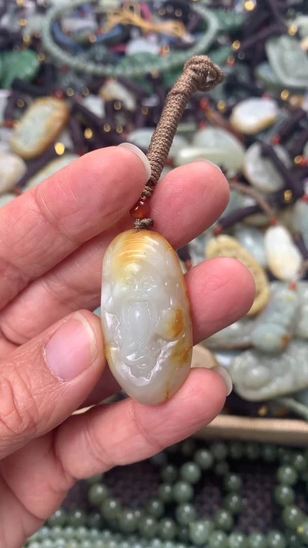 【闪购商品】和田玉颈饰未镶嵌多样性发货没有证书拍一发一有瑕