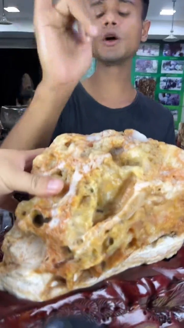 缅甸天然树化玉摆件