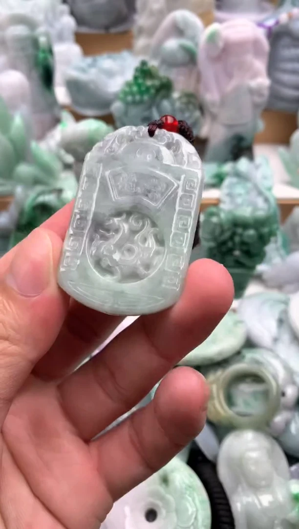 吊坠(不含链)未镶嵌翡翠1