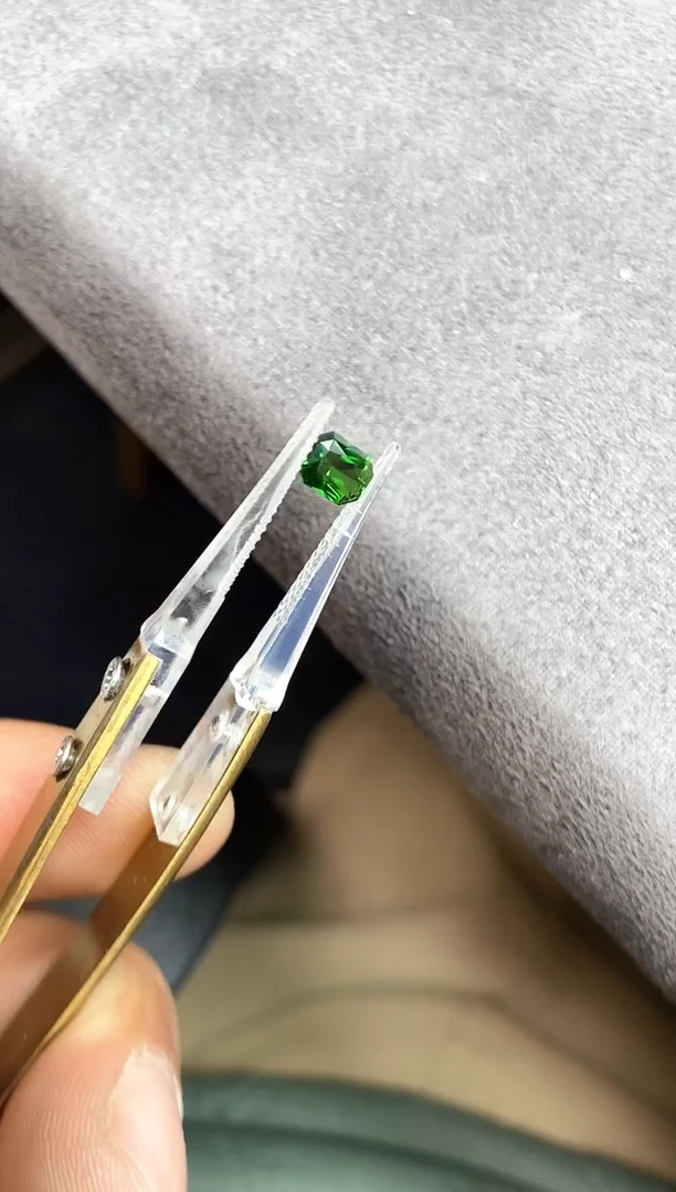 未镶嵌裸石碧玺0.72ct