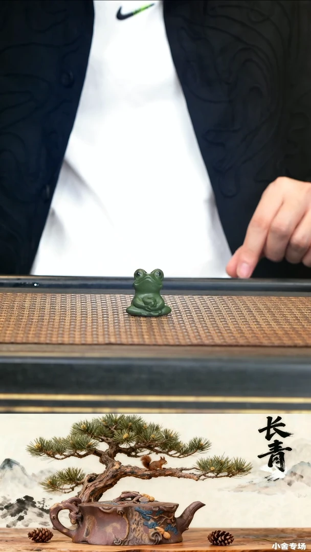 1《蛙仙香插》民国绿