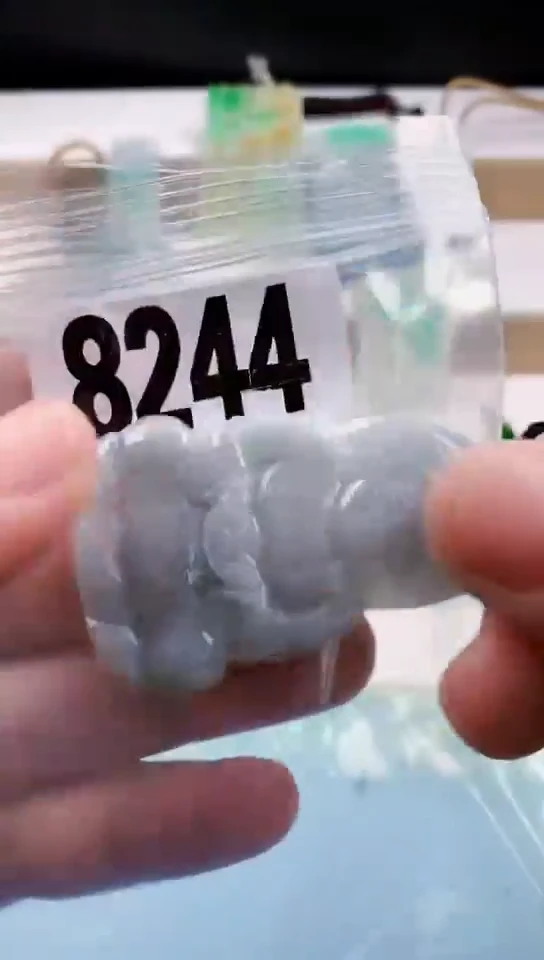 【闪购商品】翡翠挂件未镶嵌天然翡翠吊坠挂件