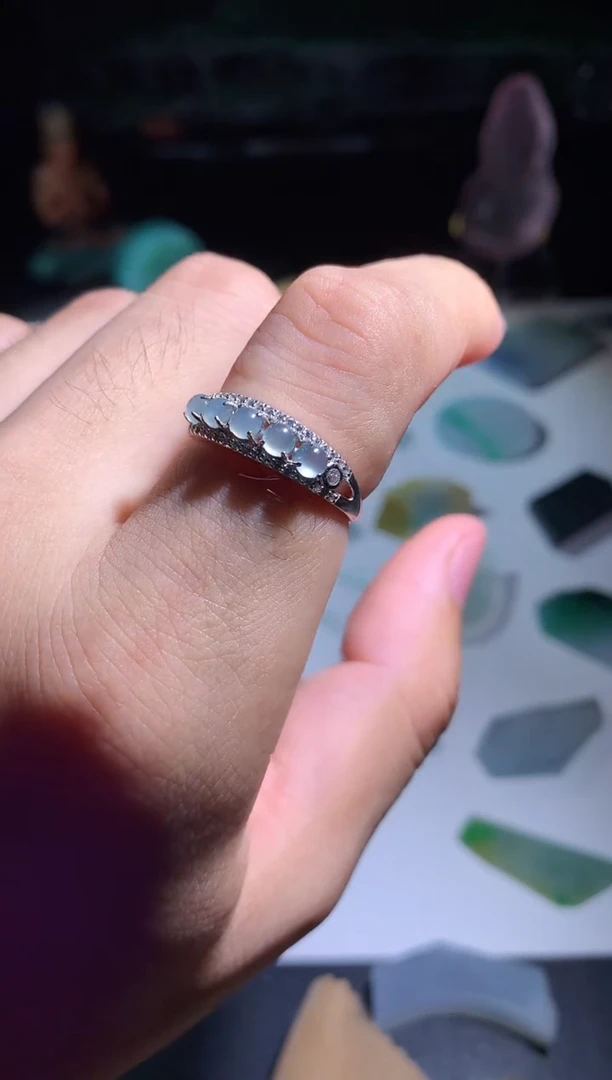 未镶嵌戒指翡翠阳*苔开口戒指