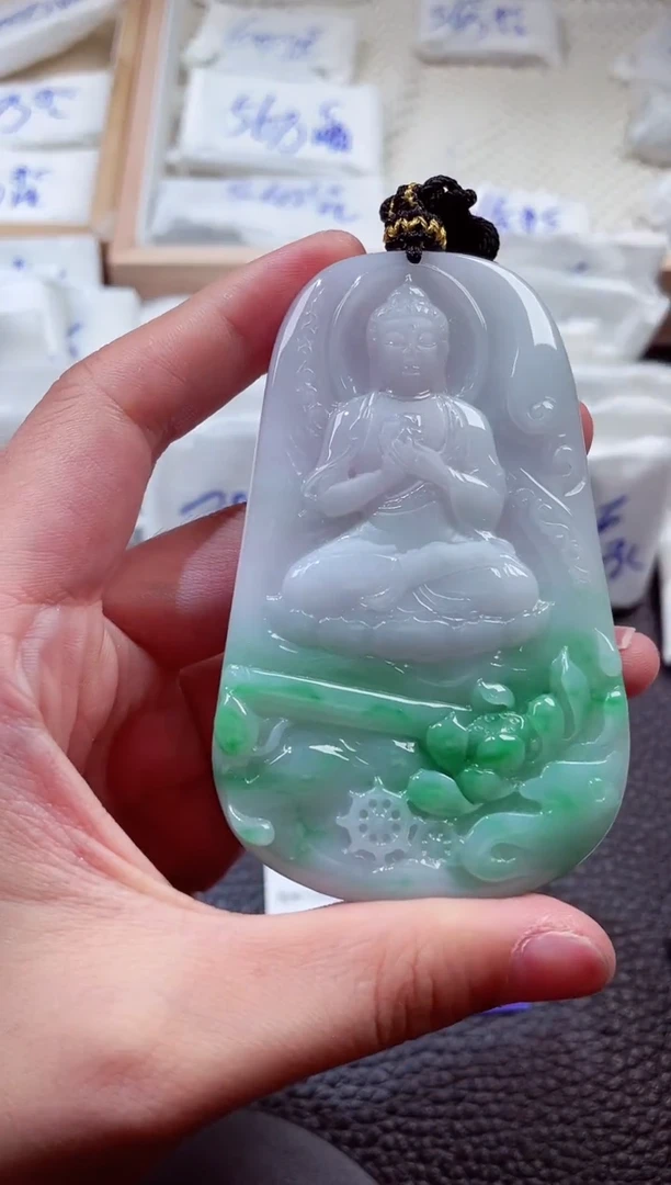 翡翠未镶嵌颈饰00008063