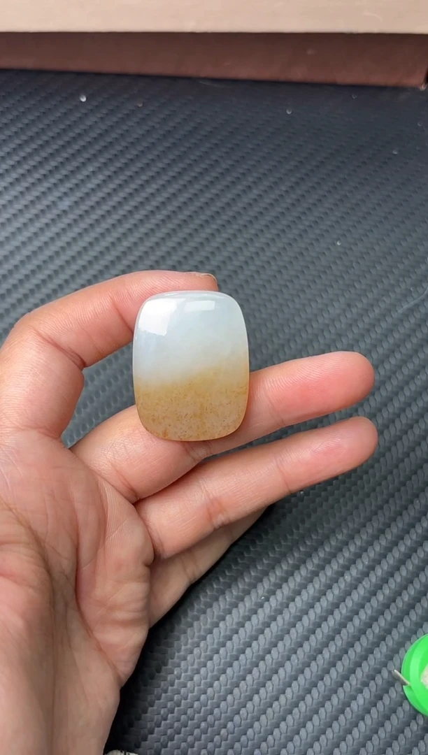 吊坠(不含链)未镶嵌和田玉黑山微色差m