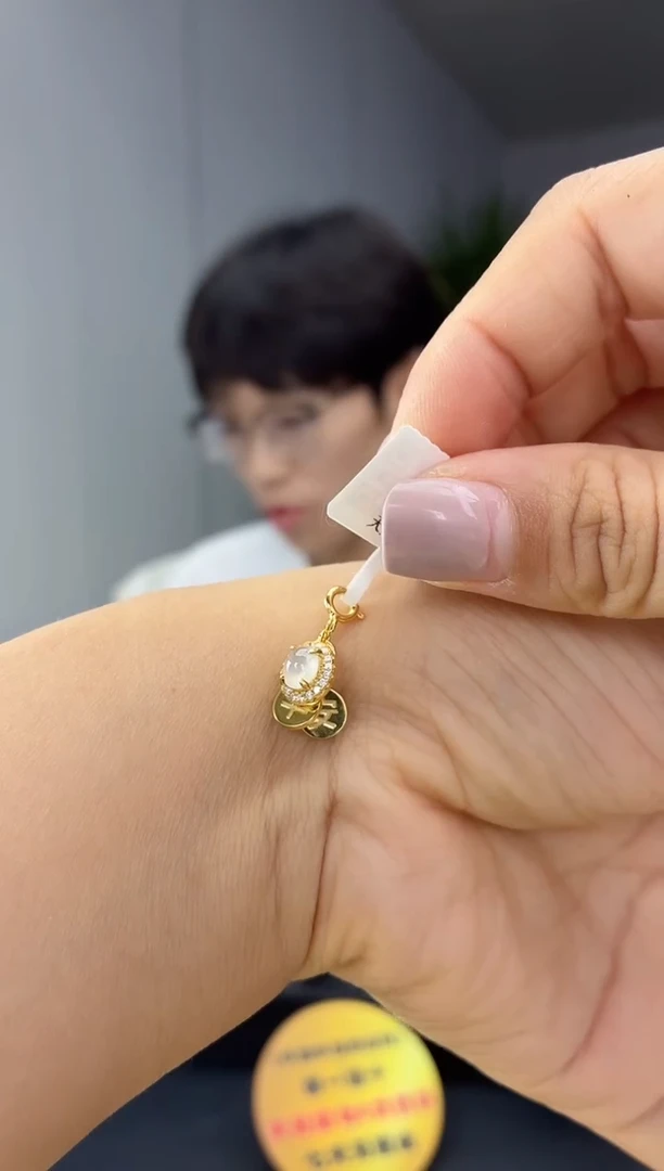 吊坠(不含链)银S925镶嵌翡翠111111111