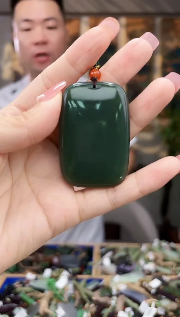 和田玉未镶嵌挂件拍一发一多样性发货