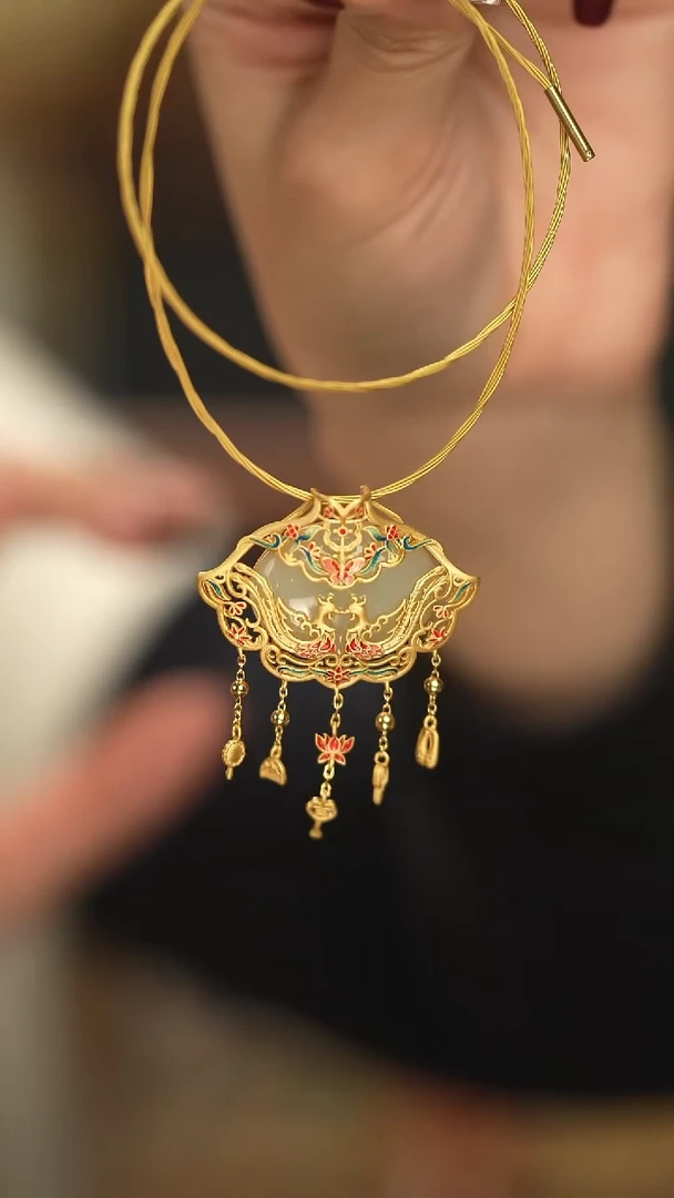 【闪购商品】和田玉吊坠(赠链)银S925镶嵌新款