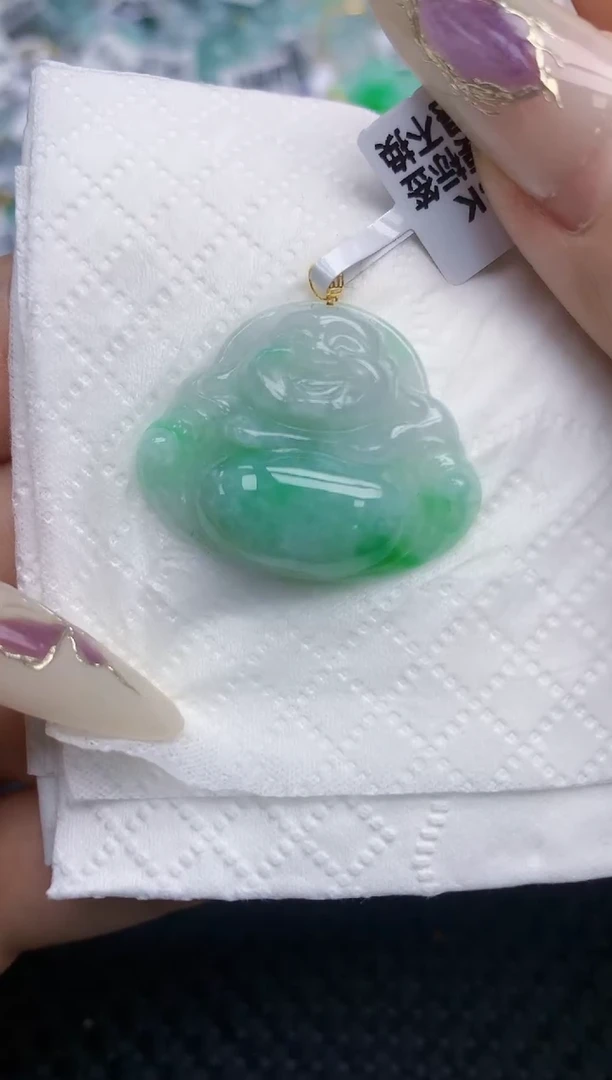 翡翠挂件18K金镶嵌天然翡翠A货