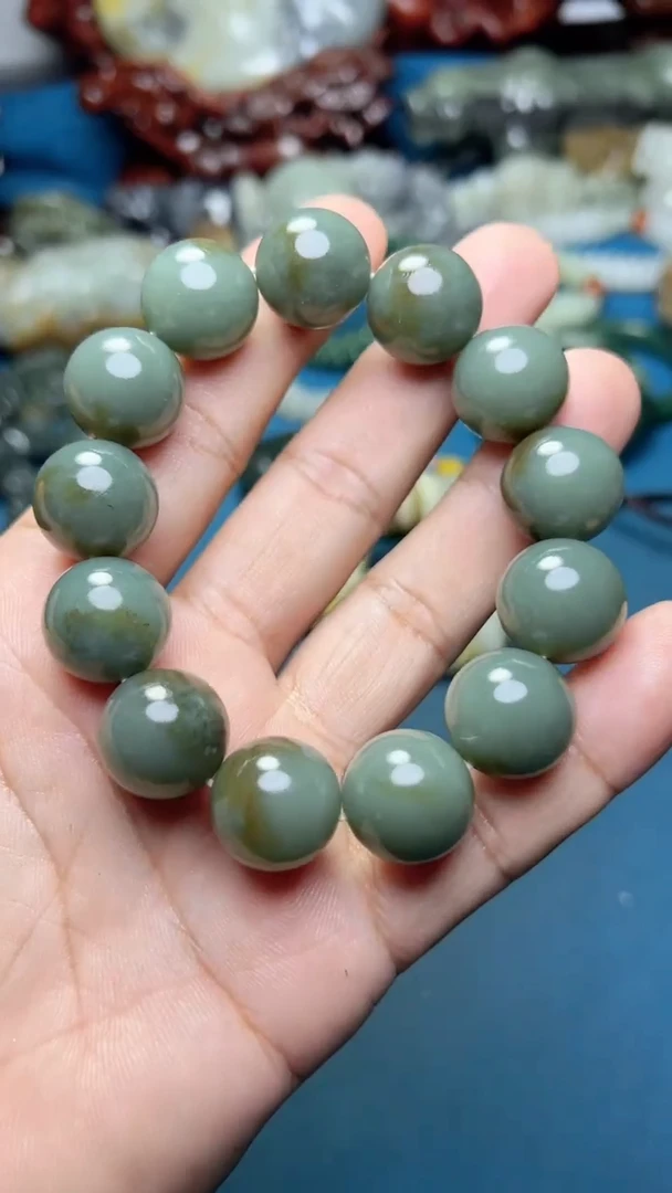 和田玉未镶嵌挂件.