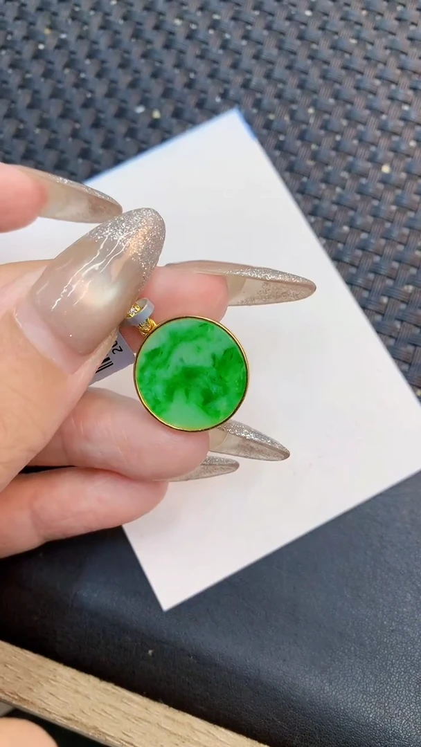 颈饰未镶嵌翡翠111