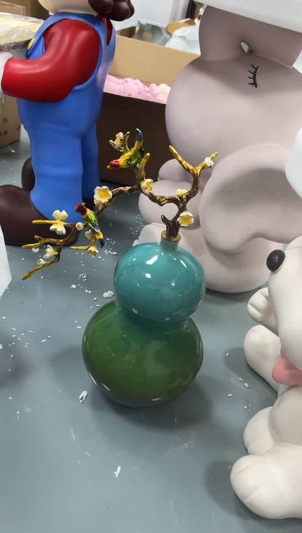 树脂小*珐琅彩葫芦摆件