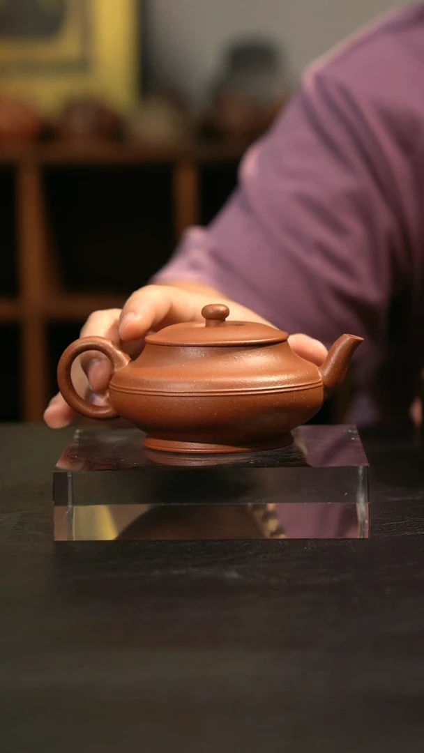 茶壶紫砂精辟紫砂茶壶虚扁