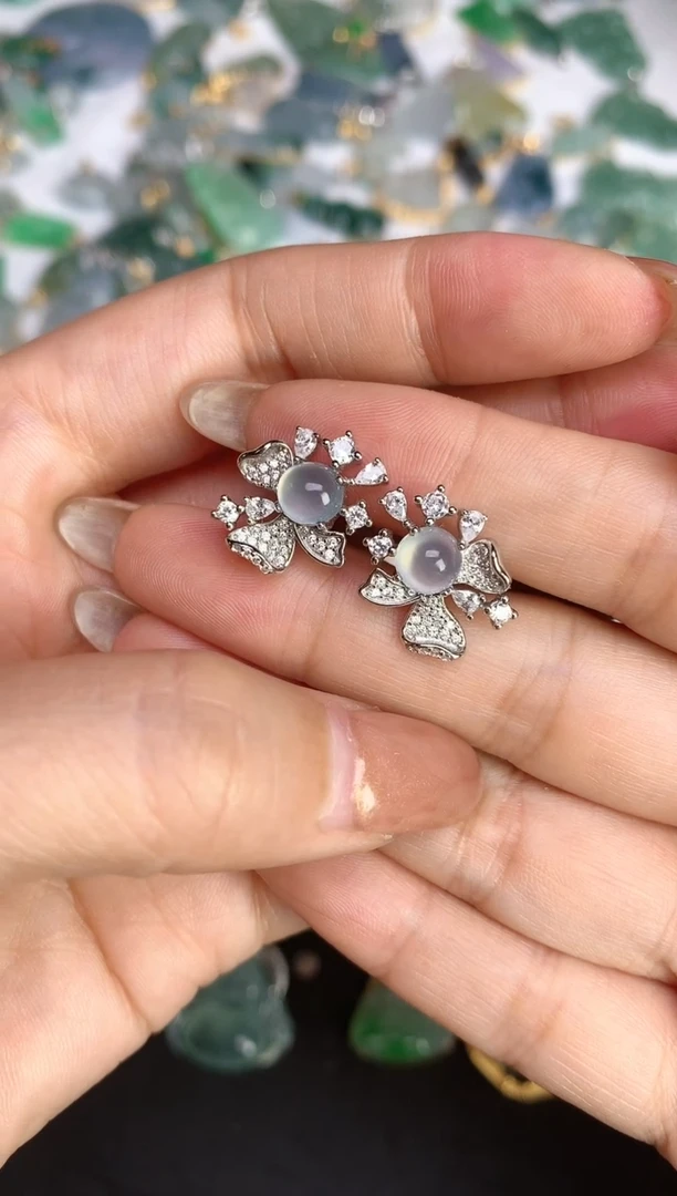 颈饰银S925镶嵌翡翠妙*阁25112901