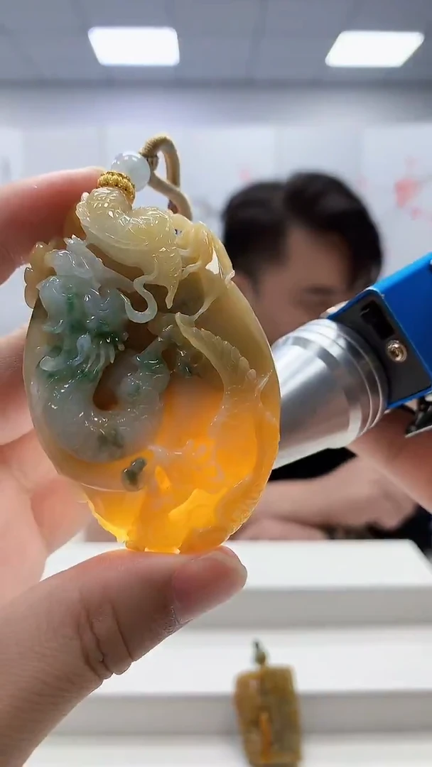 未镶嵌定制翡翠5060ty-毛货挂件65