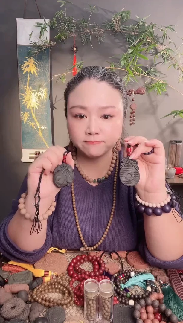 珠串天雲真灵双龙壁