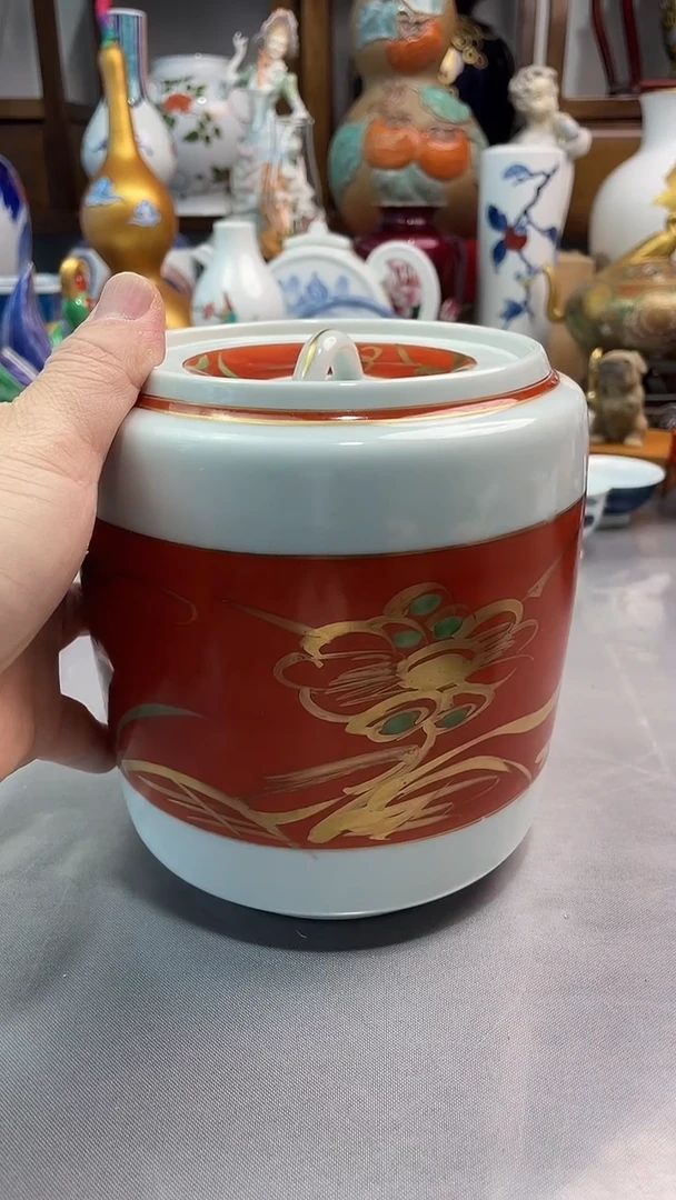 瓷片赤绘水指一一一