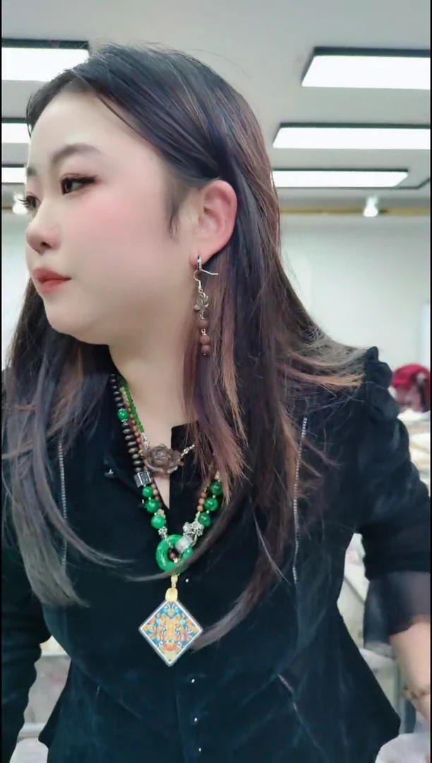 【闪购商品】玛瑙/玉髓颈饰足银镶嵌1052降真莲花耳饰一对