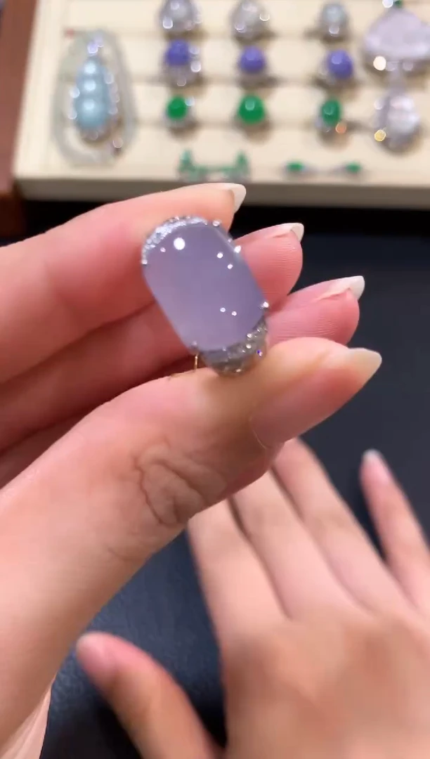 翡翠戒指18K金镶嵌b88
