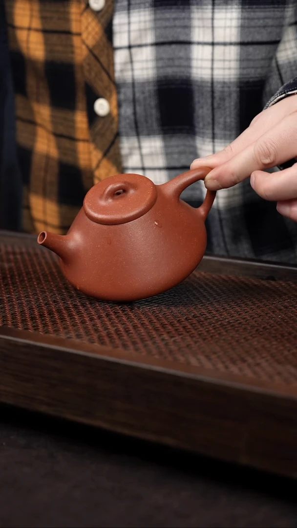 【闪购商品】紫砂茶壶红降坡子冶{大}