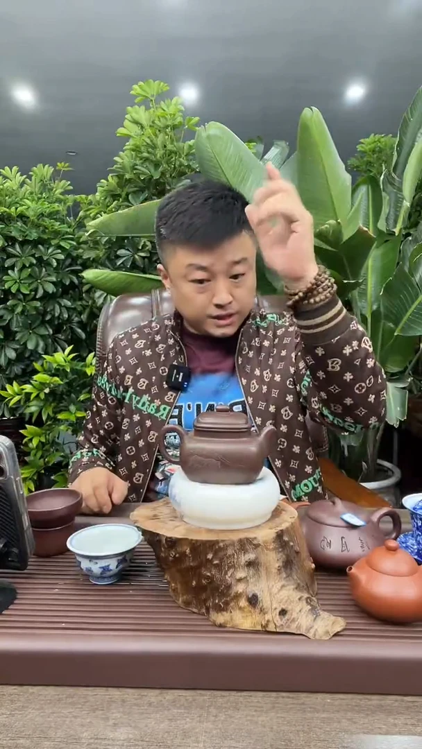 K27  四方德中壶