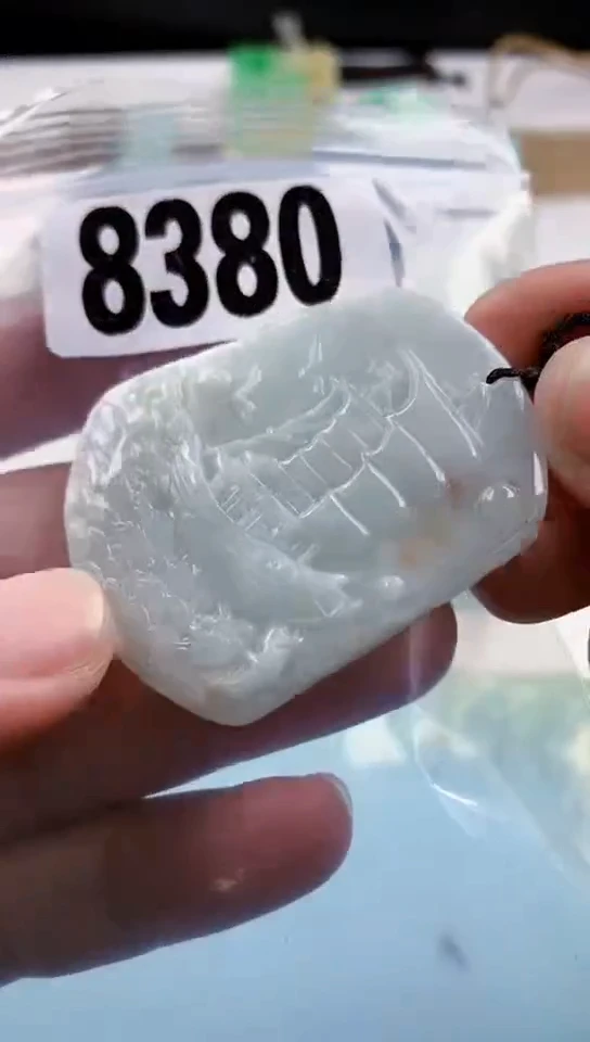 【闪购商品】翡翠挂件未镶嵌天然翡翠吊坠挂件