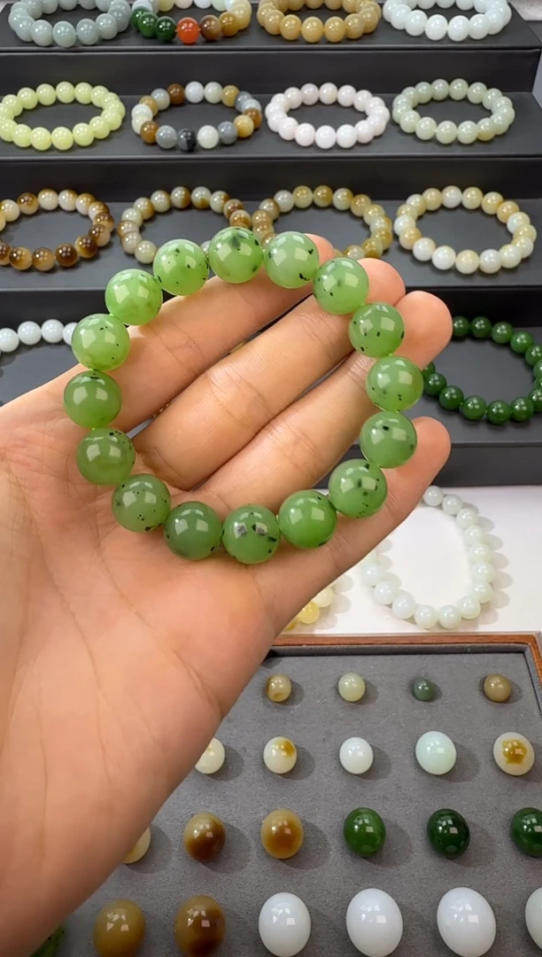 手串未镶嵌和田玉卡12