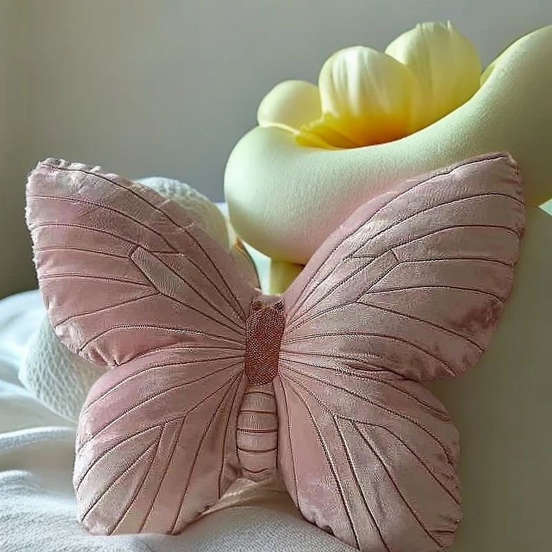 少女心蝴蝶抱枕可爱原创ins靠枕柔软粉色蝴蝶抱枕床头靠枕摆件