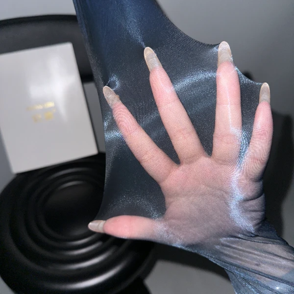 官沁「星耀」双色混纺炫彩油亮极光丝袜3D超薄性感流光连裤袜