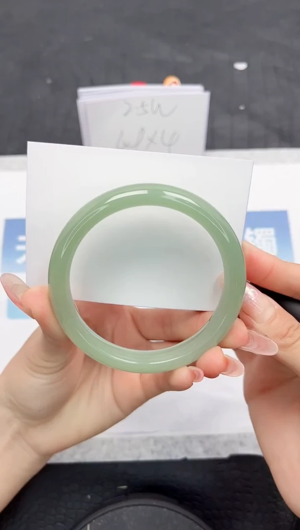 【闪购商品】石英质玉手镯未镶嵌L244-60