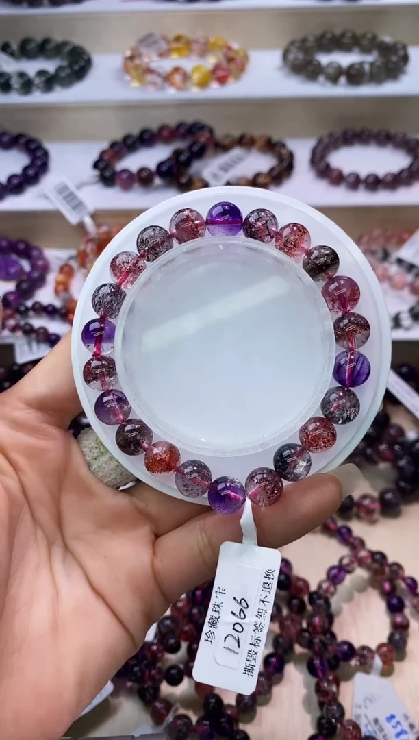 【闪购商品】水晶手链未镶嵌黑加仑超七8m+