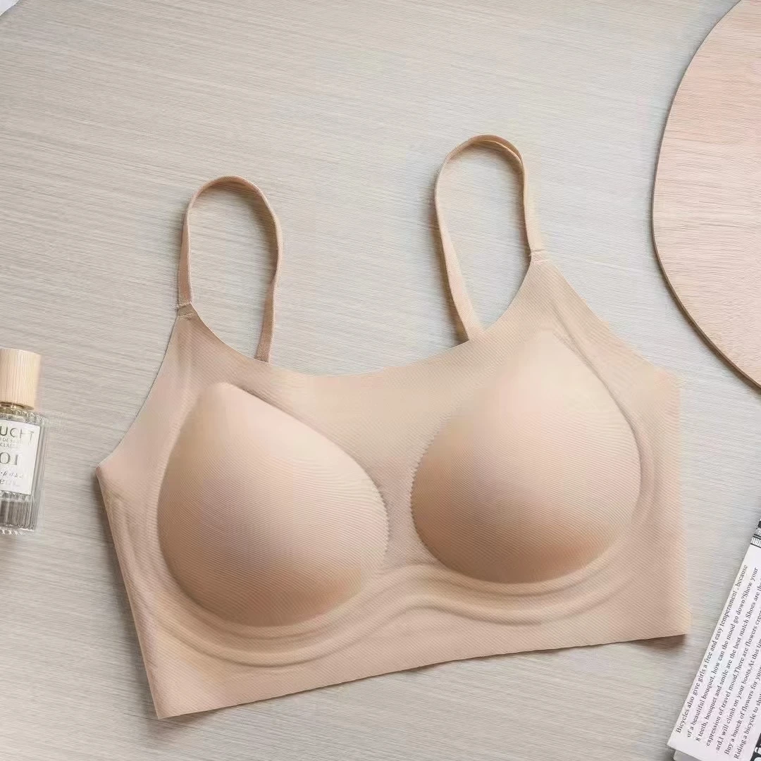 Qi隐形特调王者粉底液果冻无痕超细肩带薄款无钢圈女士粉底液内衣