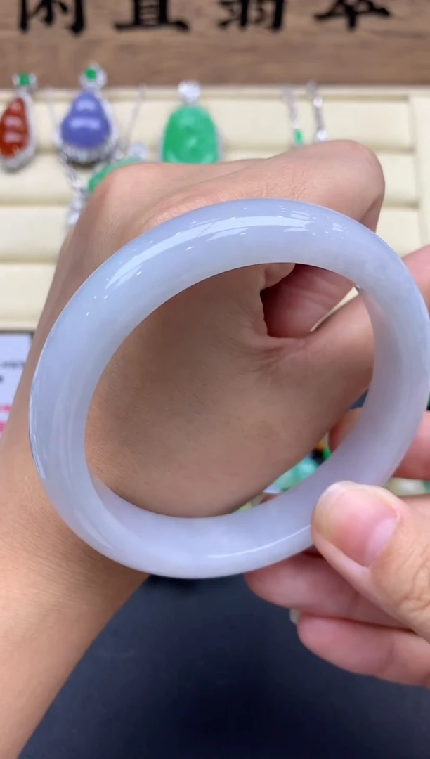 翡翠手镯未镶嵌444-春日珠宝