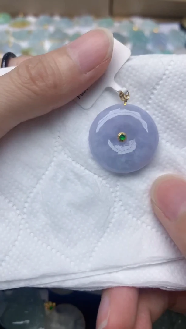 翡翠18K金镶嵌颈饰天然A货翡翠