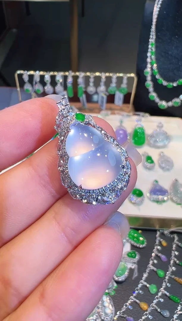 翡翠18K金镶嵌吊坠(不含链)翡翠