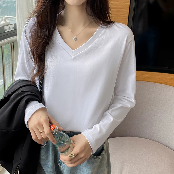 初秋穿搭2025新款圆V领长袖女装春天早秋季上衣套装内搭棉打底衫