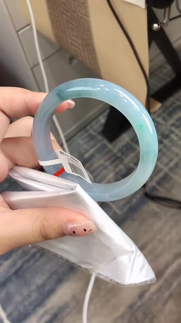 未镶嵌手镯翡翠三天鉴赏期