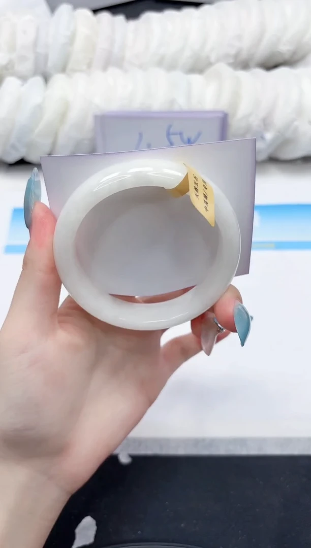 和田玉手镯未镶嵌221-60