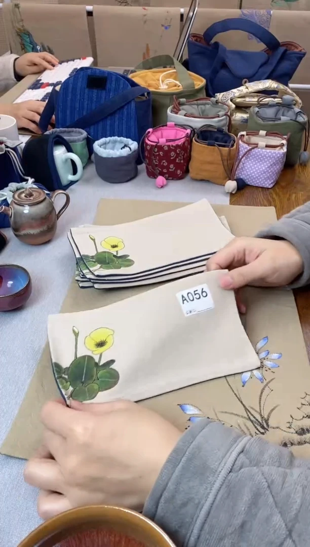 【闪购商品】A056--手绘小茶席-------